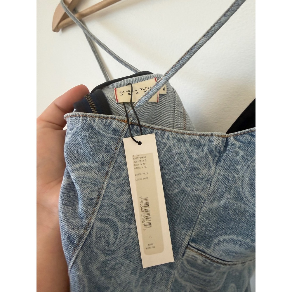 Women's Alice + Olivia Juliette Denim Slip Dress – Laser Paisley – Size 6 – NWT - Picture 5 of 5